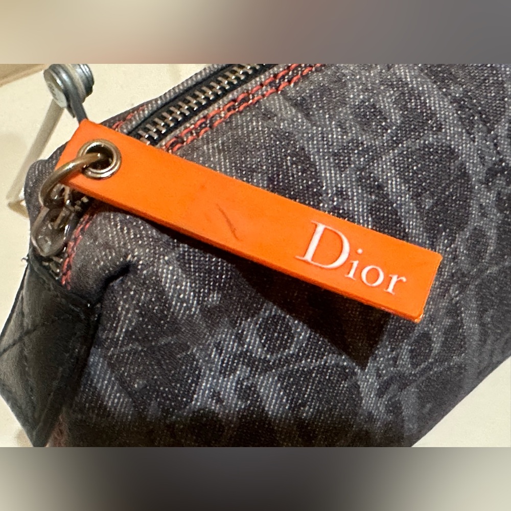 Christian Dior
Denim Cosmetic Bag - Picture 2 of 13